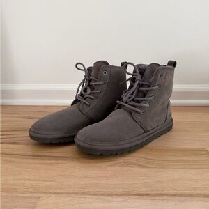 UGG Men's Neumel High Top Charcoal Lace-Up Boots
